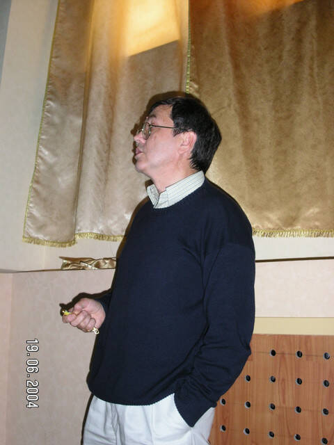 pict8115.sized.jpg