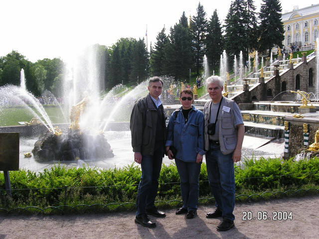 pict8171.sized.jpg