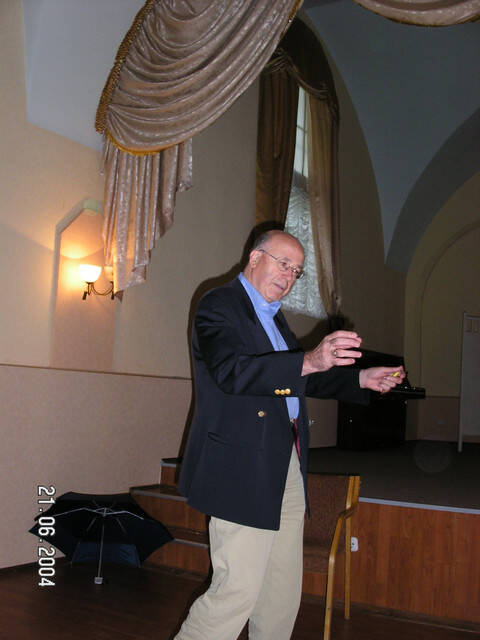 pict8236.sized.jpg