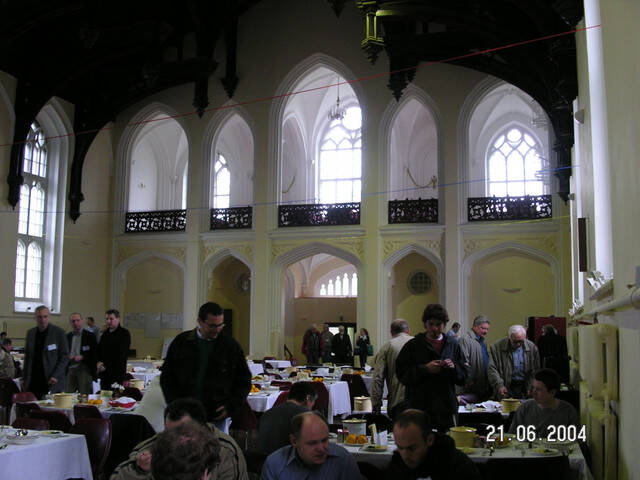 pict8245.sized.jpg